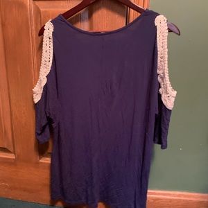 3 for $15‼️‼️Open shoulder blouse